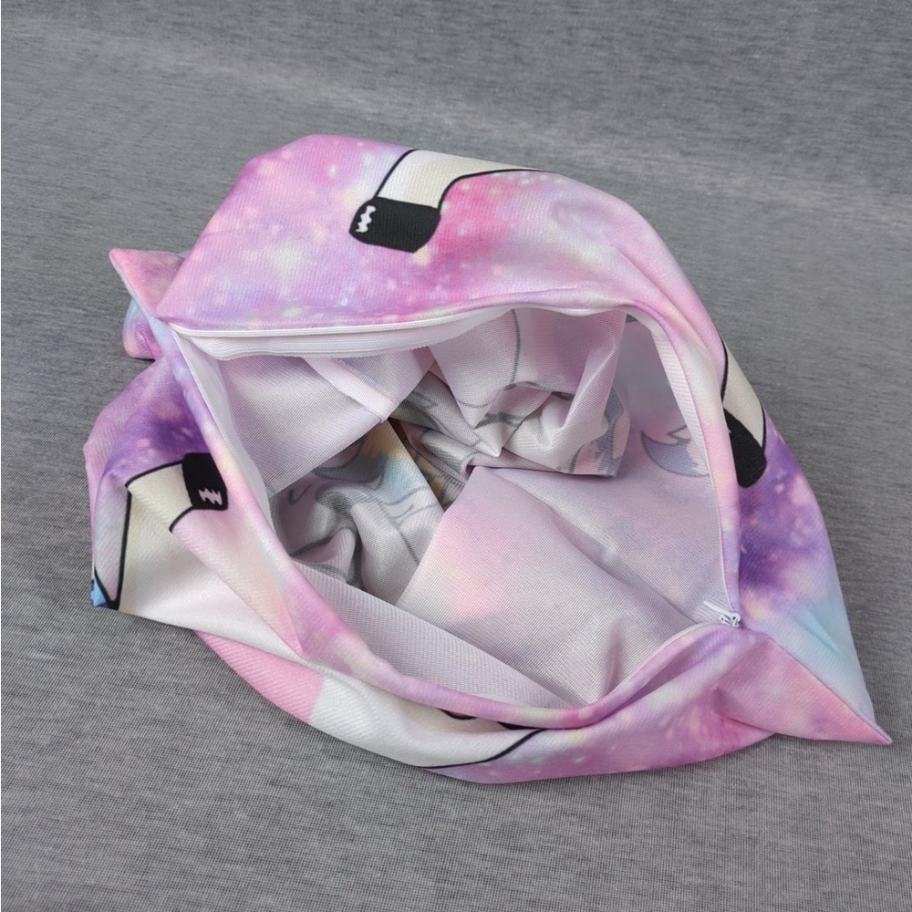 👯‍♀️Host Pick⚡️FREE w/ $30 purchase: Dabbing Unicorn Print Cushion Cover - Picture 7 of 7